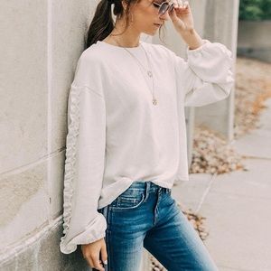 ☀️Host Pick☀️White Crow Abby Sweatshirt